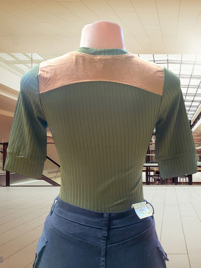 Ladies Trendy Assorted Top (2 For $85)