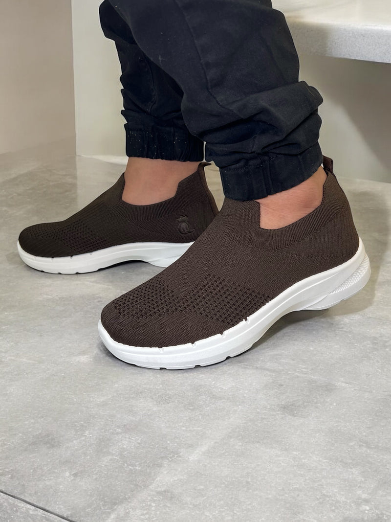 SHIDaQIN Midnight Motion Slip-On Knit Sneakers M1-4