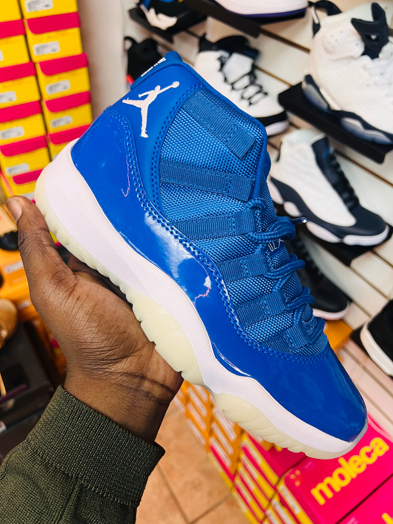 Air Jordan 11 Retro Navy Blue