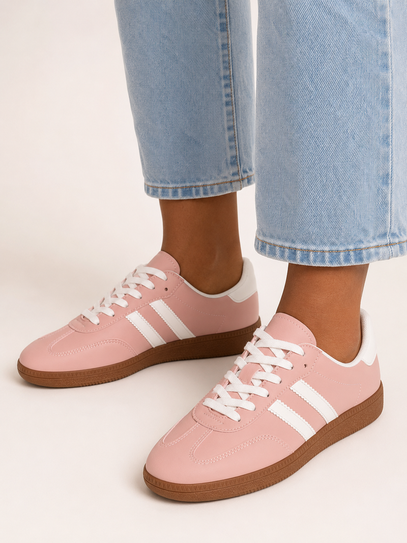 Soft Steps Retro Samba Court Lace-Up Sneakers 322