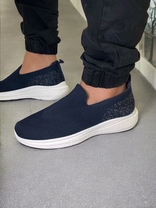 SHIDaQIN Forest Glide Slip-On Knit Sneakers