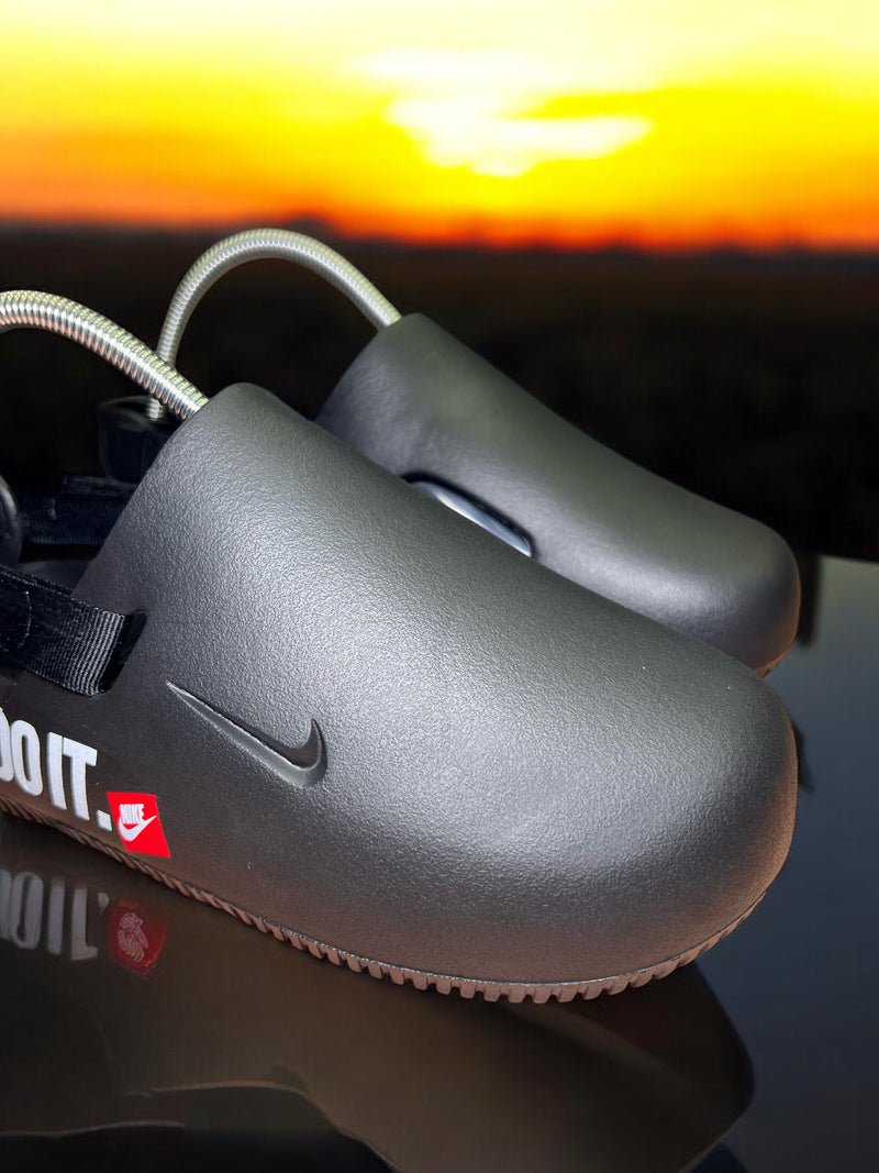 Nike Calm “Just Do It” Slides – Comfortable & Stylish All Day Long