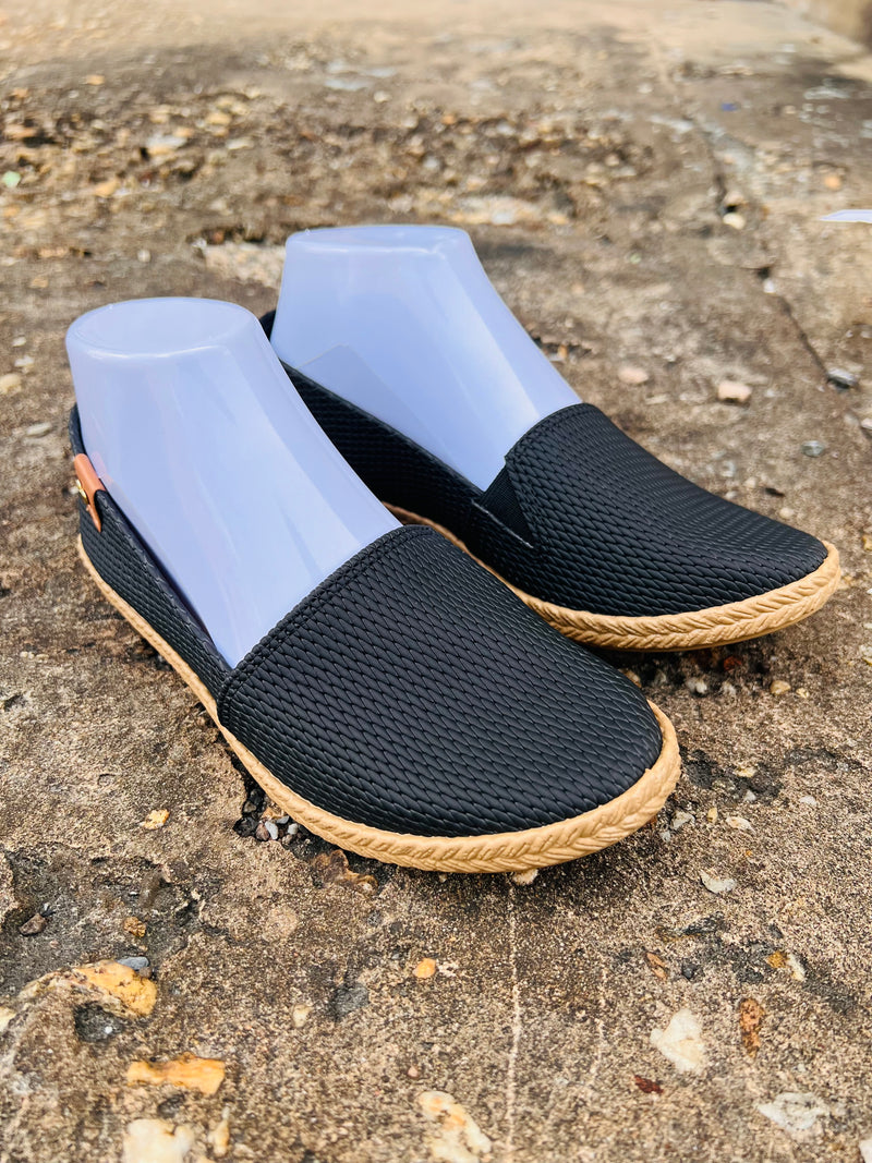 Moleca Slip-On Comfort Whole Shoes — Infinite Styles