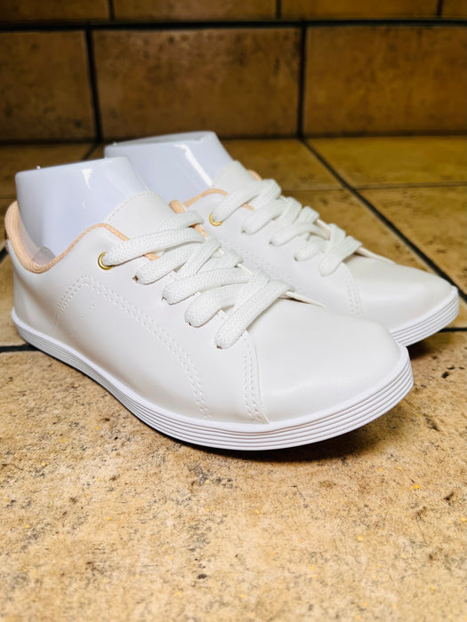 Beira Rio Minimalist Comfort Tennis Shoes