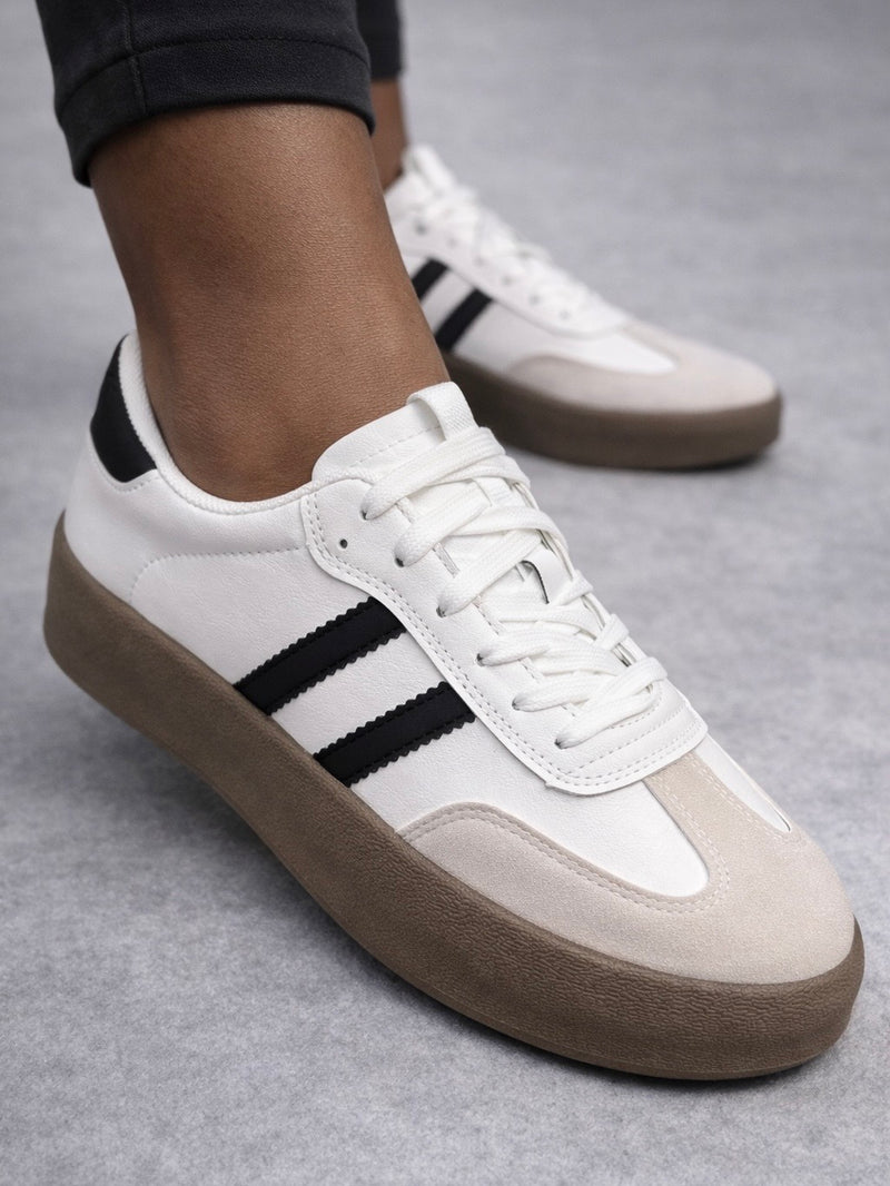 Retro Court Low-Top Sneakers 663