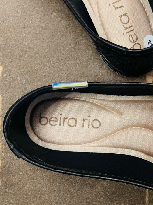 Beira Rio Comfort Classic Black Bow Flats with Textured Elegance