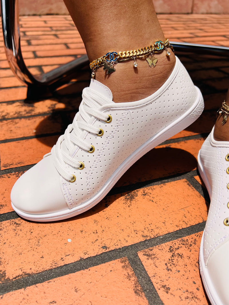 Moleca Perforated Comfort Lace Up Tennis Shoes 5605.449