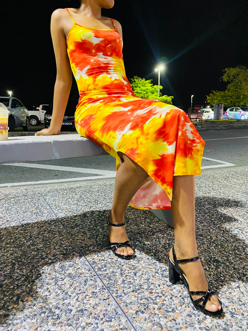 Volaré Fashion Essnce Multi Color Solid Cami Dress