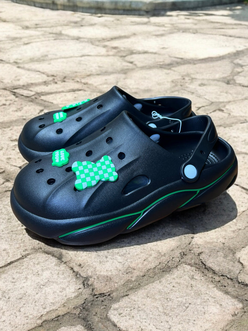 Trendy Slip-On Clogs with Checkerboard Charm and “Love You” Accent