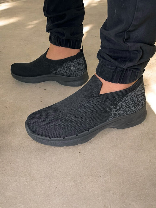 SHIDaQIN Sport Slip-On Knit Sneakers