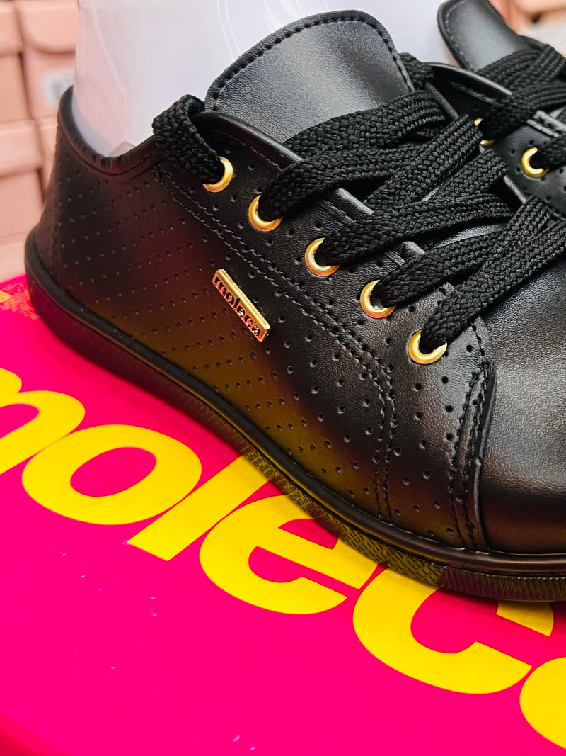 Moleca Perforated Comfort Lace Up Tennis Shoes 5605.449
