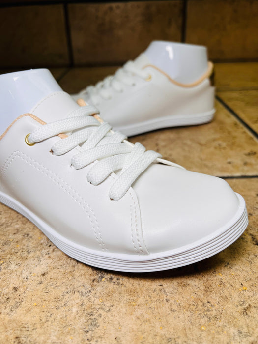 Beira Rio Minimalist Comfort Tennis Shoes