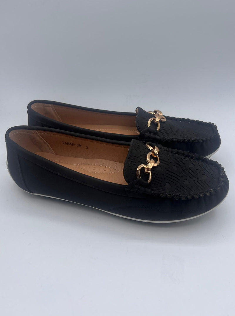 Ladies Golden Chain Decor Heart-patterned Slip-on Shoes