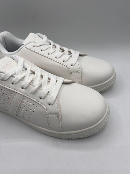 Men Casual Perforated Lace Up Shoes