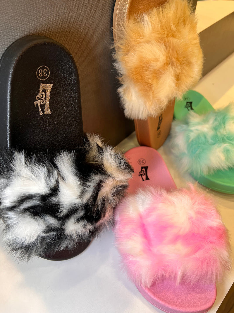 Ladies Trendy Fluffy Single Band Slides (Only Size 36/5)