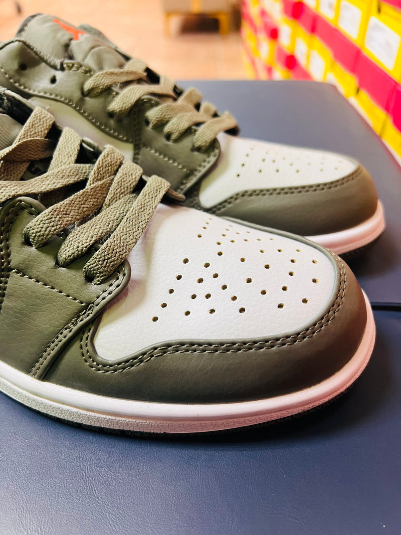 Air Jordan 1 Low ‘Olive Grey’ Sneakers