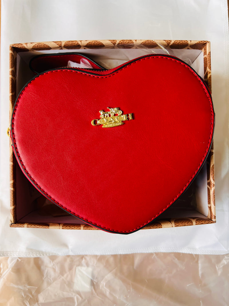 Heart-Shaped Crossbody Bag QX-2032