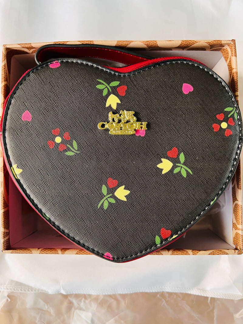 Heart-Shaped Crossbody Bag QX-2032
