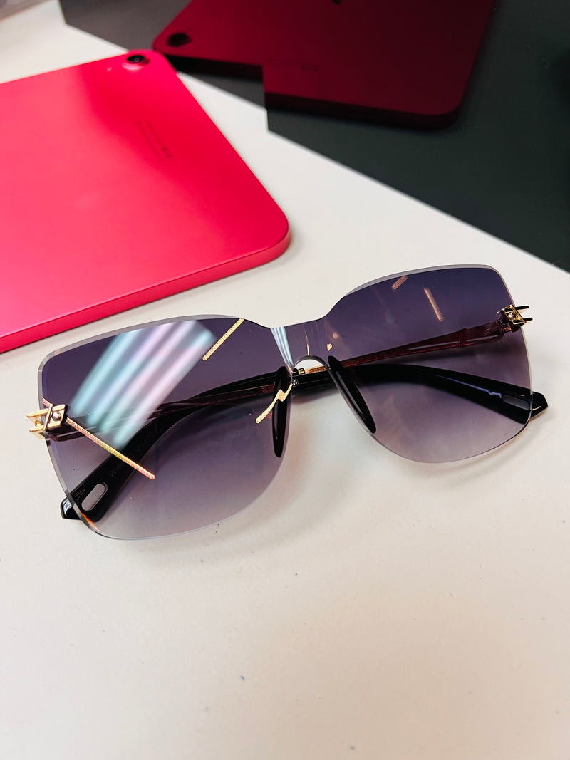 Luxury UV Protection Designer Sunglasses - Stylish Shades for Every Occasion