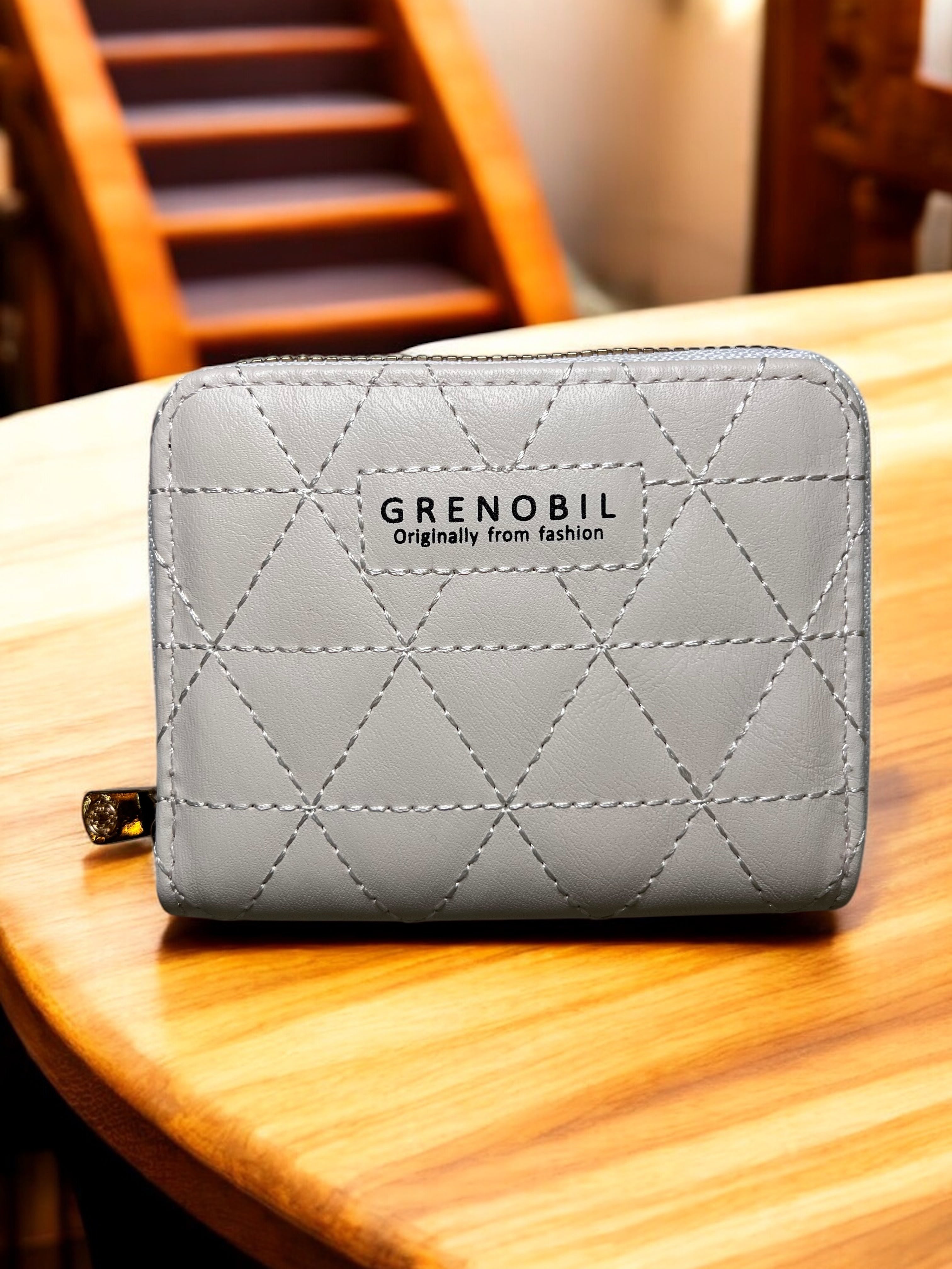 Grenobil Diamond-Stitched Zip Wallet D-3696 — Infinite Styles