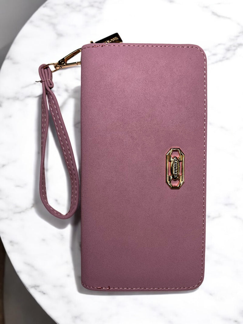 Sleek Minimalist Wristlet Wallet D4245