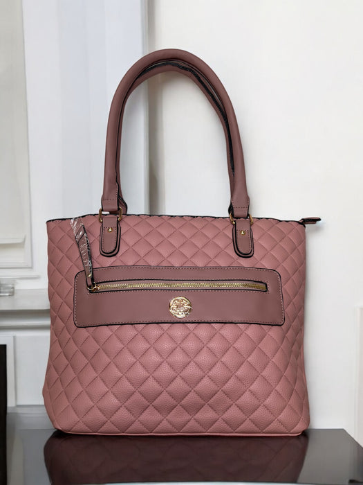 Quilted Tote Bag with Sleek Gold Zipper Accent BYQ06