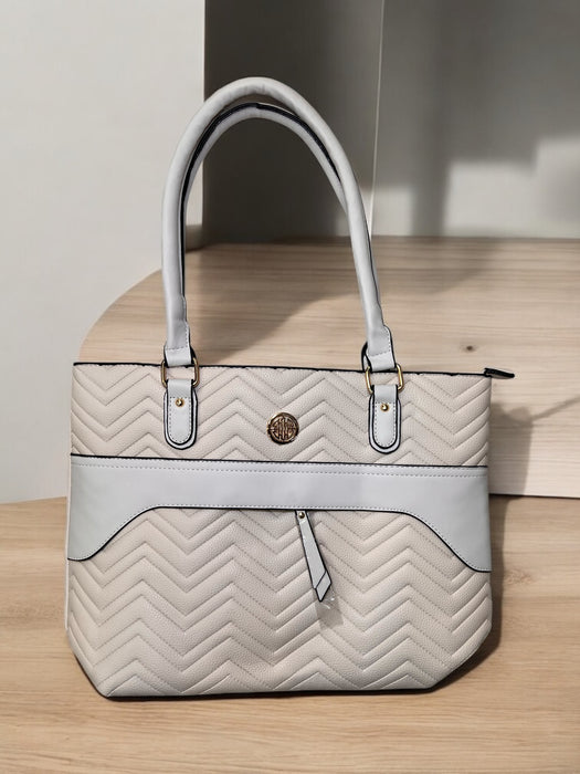 Chevron Chic Tote – Elegant & Everyday Ready BYQ05