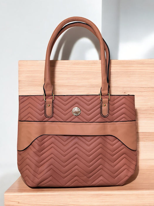 Chevron Chic Tote – Elegant & Everyday Ready BYQ05