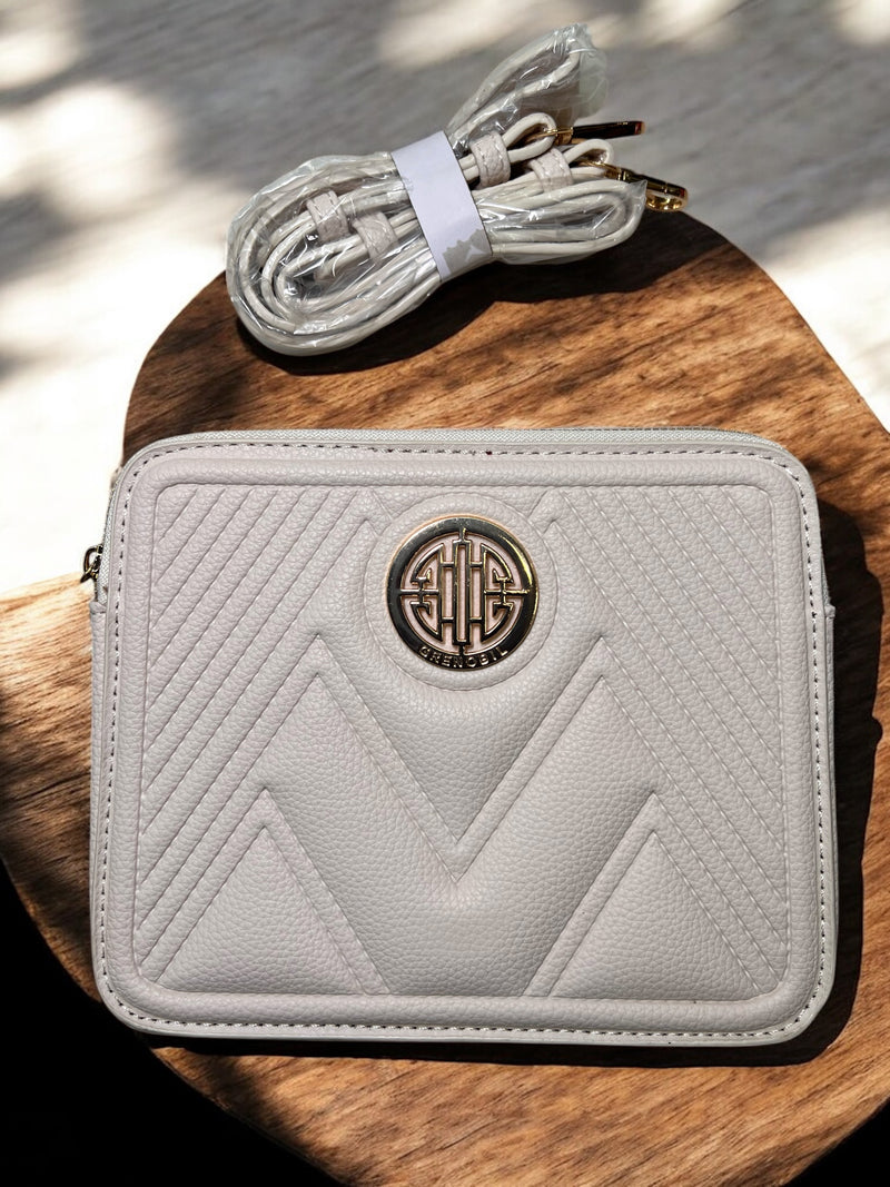 Monogram Luxe Quilted Crossbody Bag B-7550