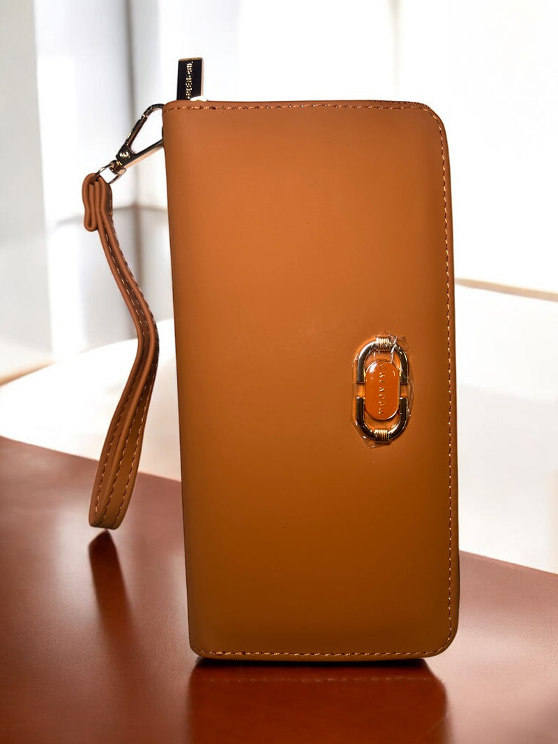 Grenobil LuxeZip Clutch Wallet – Sleek Design with Detachable Strap D4247