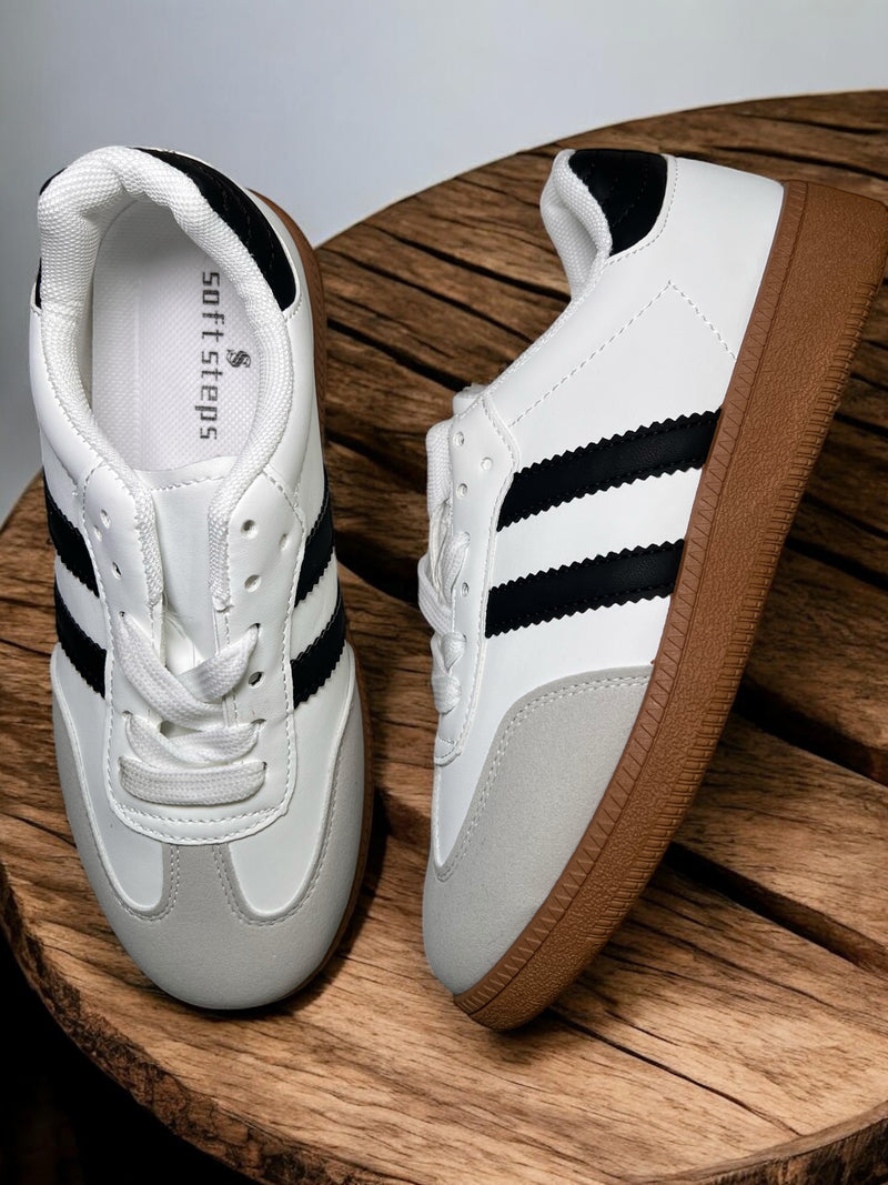 Soft Steps Retro Samba Court Lace-Up Sneakers 322