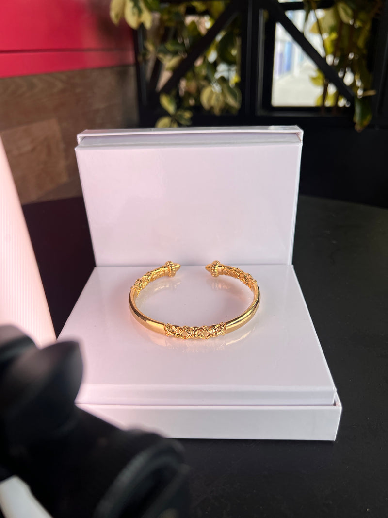 Brazilian Hand Bracelet